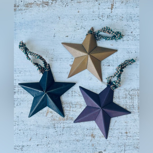 *Hanging Accessory Metal Star Ornaments Set of 3, 3.75” - Picture 8 of 16